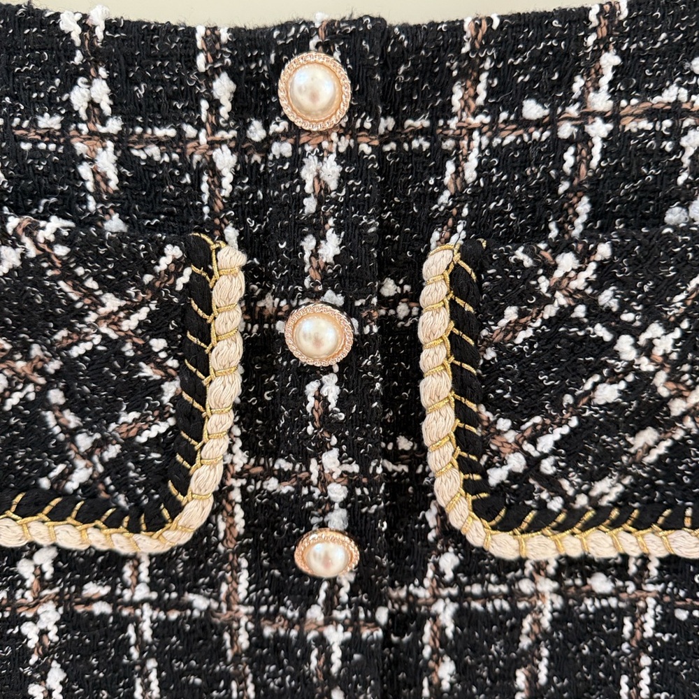 Black and White Tweed Skirt - Picture 4 of 7